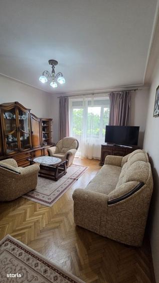 Casă cu 3 camere în Bercu Roșu