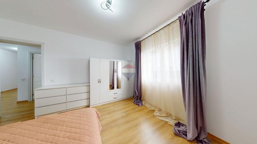 Casă individuală cu 4 camere cu Teren 400 Mp în Sânpetru