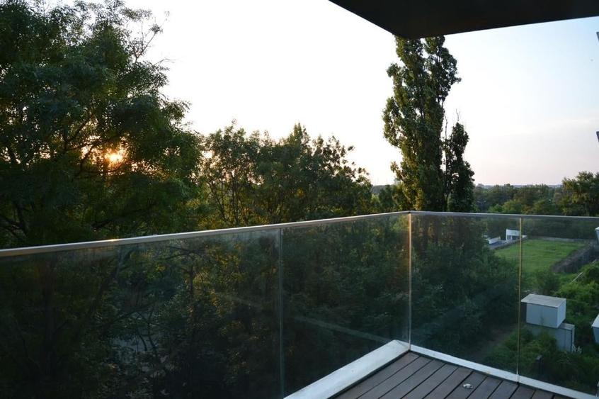 Apartament cu 3 camere decomandat, mobilat în Floreasca