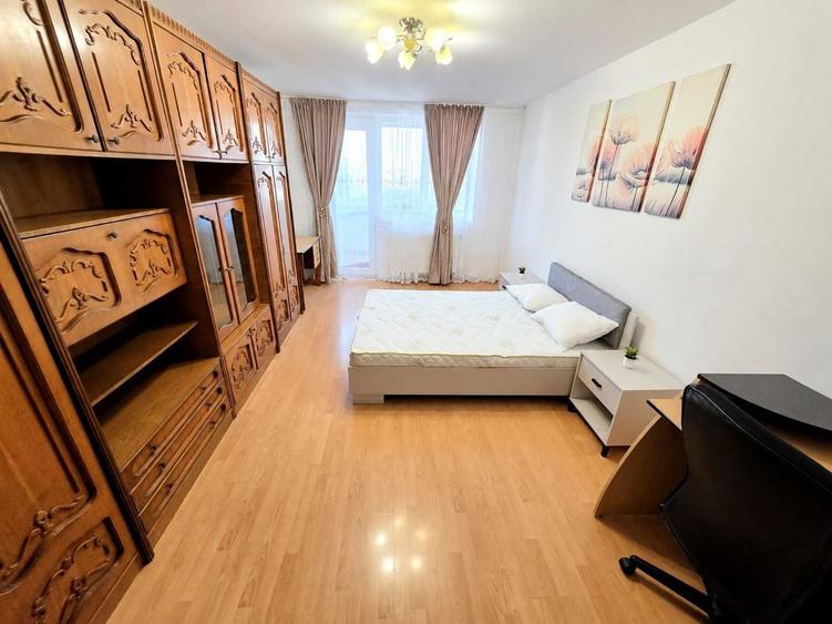 Apartament cu 2 camere decomandat în Exterior Vest