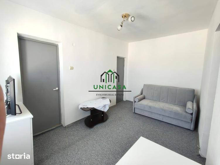 Apartament cu 2 camere semidecomandat în Petrișor