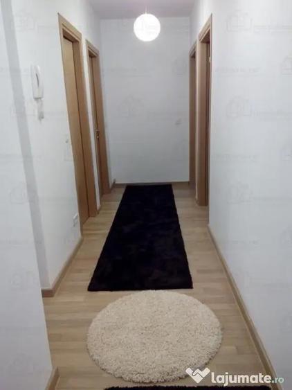 inchiriere 3 camere central - 8