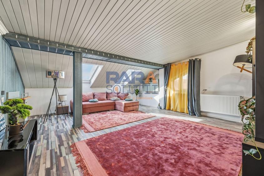 Duplex cu 6 camere cu Canalizare în Central