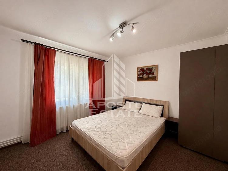 Apartament cu 2 camere decomandat în Lipovei