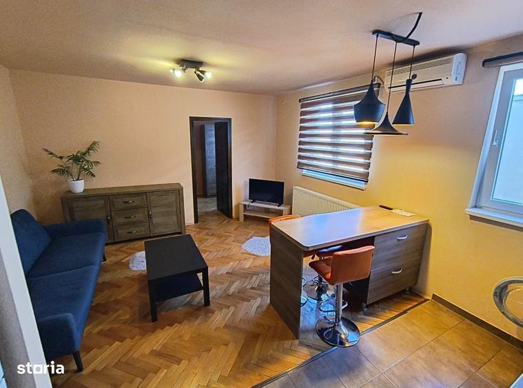Apartament cu 2 camere semidecomandat în Central