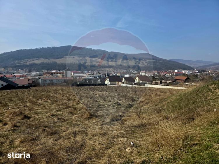 Teren de 2606 mp, în Central