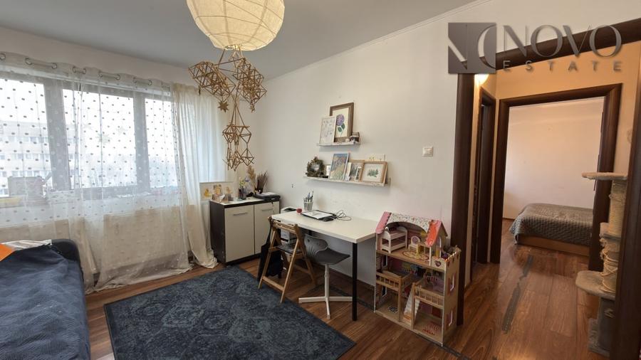 Apartament cu 2 camere semidecomandat, mobilat în Dristor