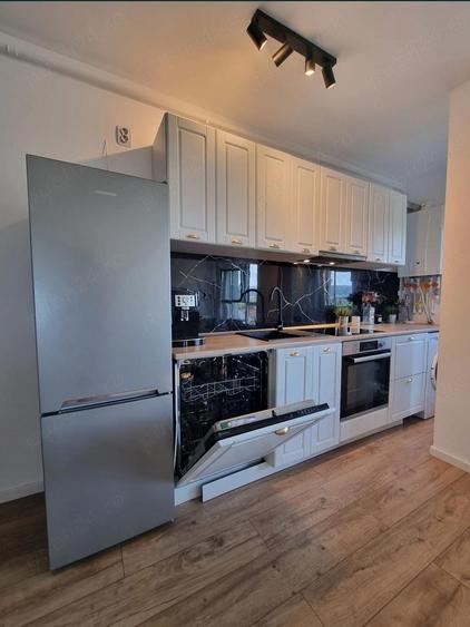 Apartament cu 2 camere decomandat în Florești