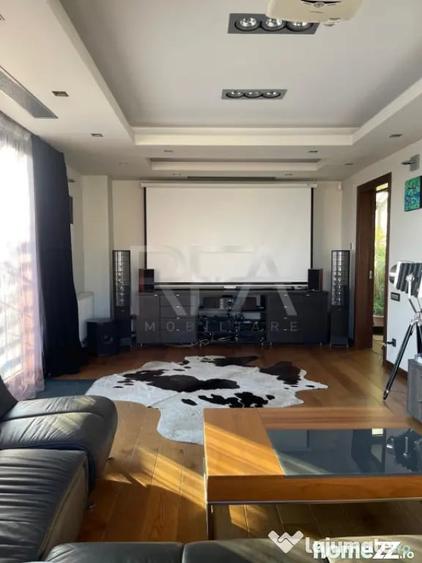 Apartament cu 5 camere decomandat în Matei Voievod