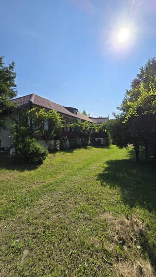 Casă cu 5 camere cu Canalizare în Brănești