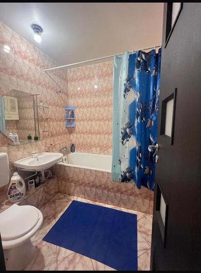 Apartament cu 2 camere semidecomandat, mobilat în Sebastian