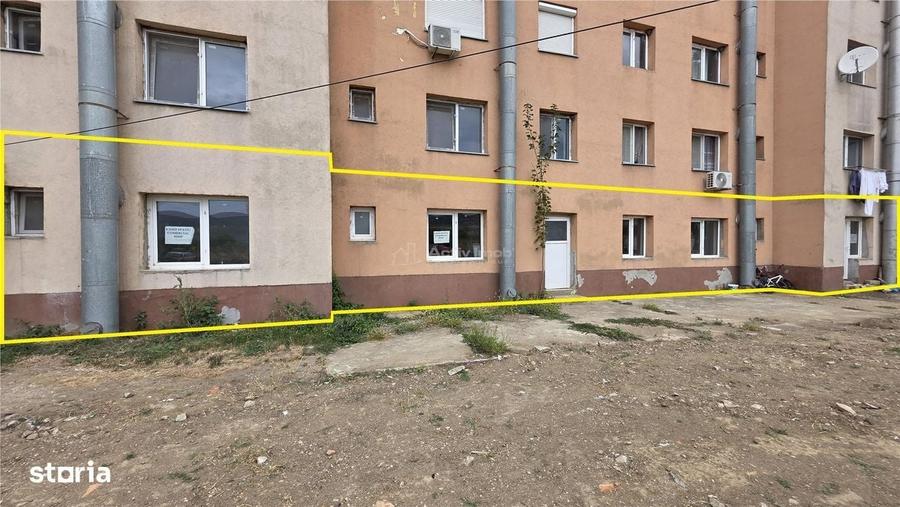 Spațiu comercial, de 90 mp, în Măcești