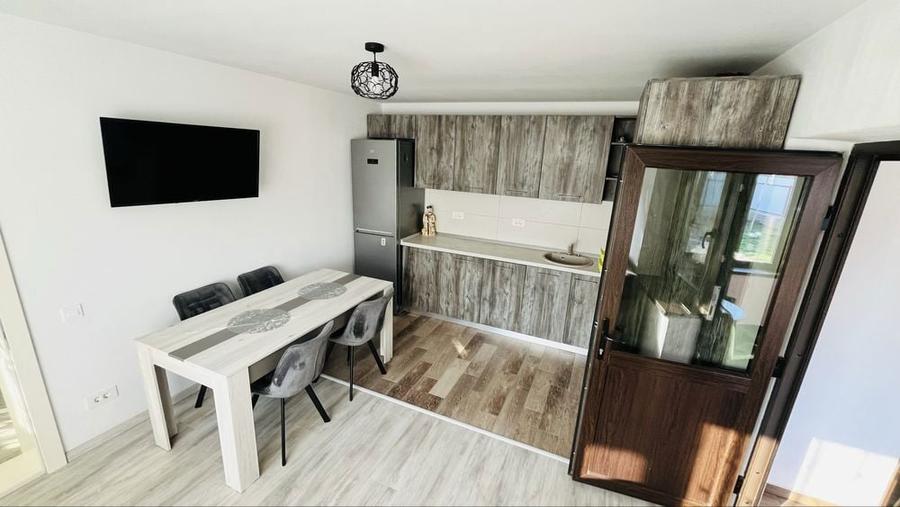 Casă cu 2 camere în Podu Oltului
