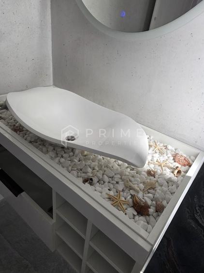 Penthouse cu 3 camere decomandat în Unirii