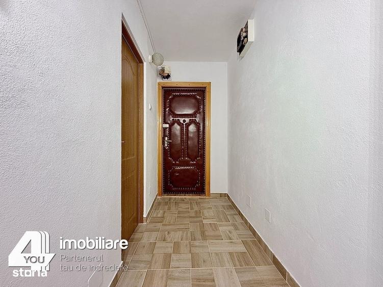 Apartament cu 2 camere semidecomandat în Boul Roșu