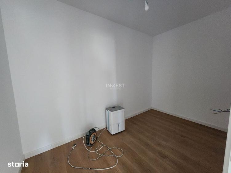 Casă cu 4 camere în Valea Adâncă