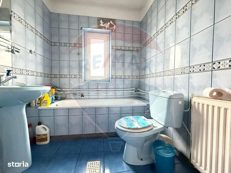 Casă cu 4 camere în Șaru Dornei