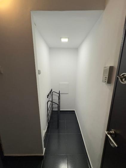Apartament cu 3 camere semidecomandat, mobilat în Drumul Taberei