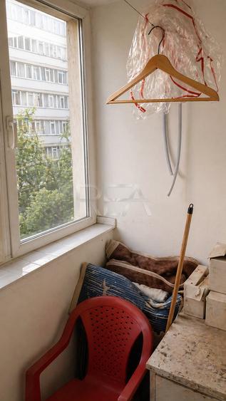 Apartament cu 3 camere decomandat în Obor