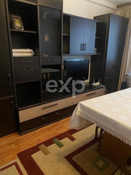 De vanzare apartament 3 camere, parter, zona centrala, Cons - 4