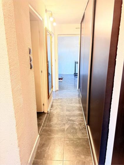 Apartament cu 2 camere decomandat în 1 Mai