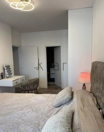 Apartament cu 3 camere semidecomandat în Mărăști