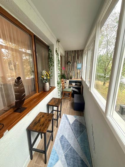Apartament cu 3 camere semidecomandat în Drumul Taberei