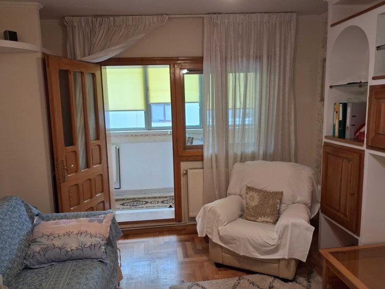Apartament cu 2 camere decomandat în Energiei