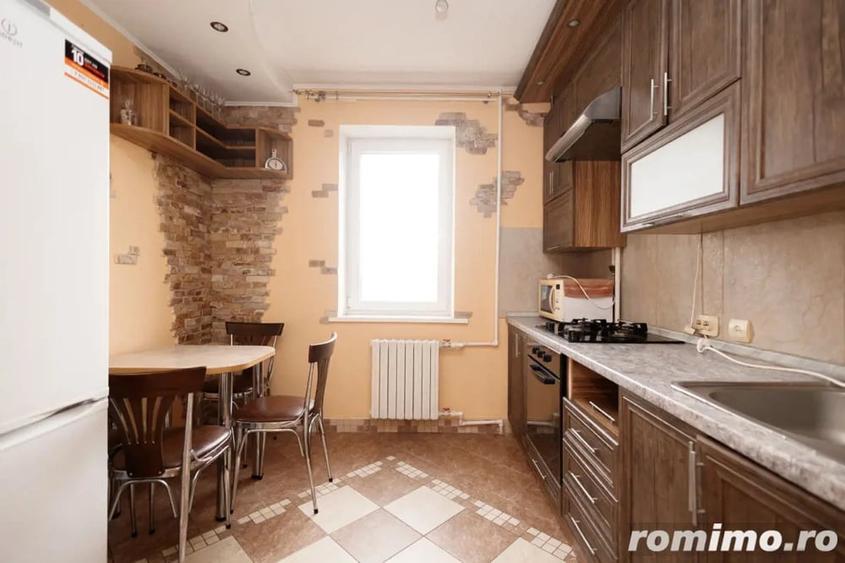 Apartament cu 2 camere decomandat în Complex Studențesc