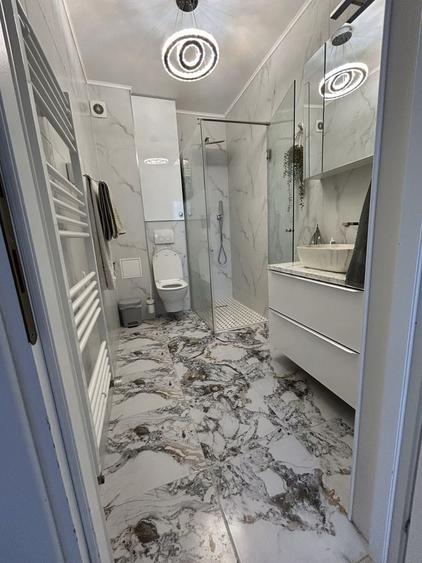 Apartament cu 2 camere decomandat în Exterior Vest