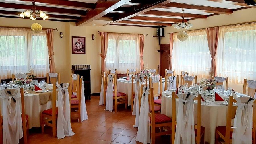Hotel/Pensiune, de 20 mp, în Sadu