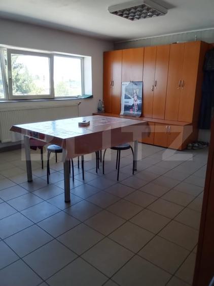 Spațiu comercial, de 780 mp, în Bartolomeu
