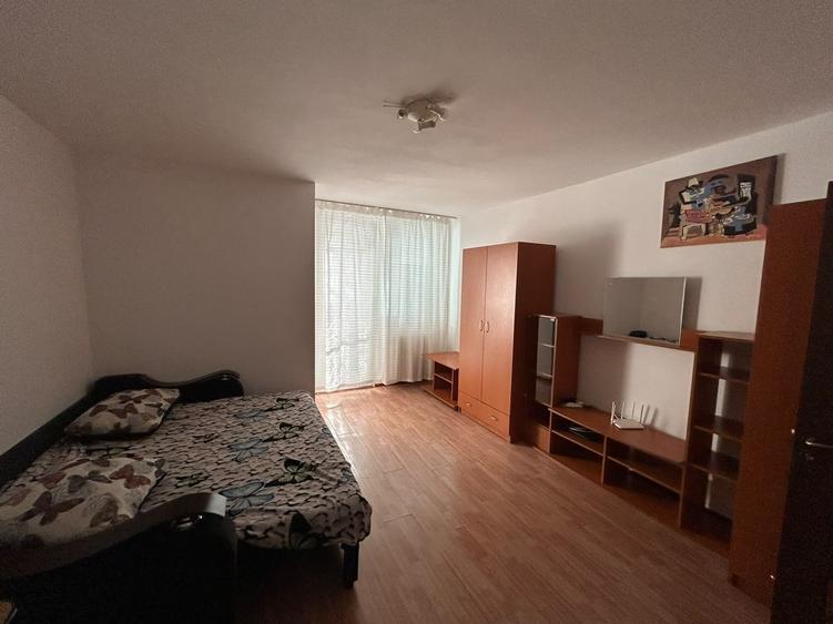 Garsonieră în Colibași