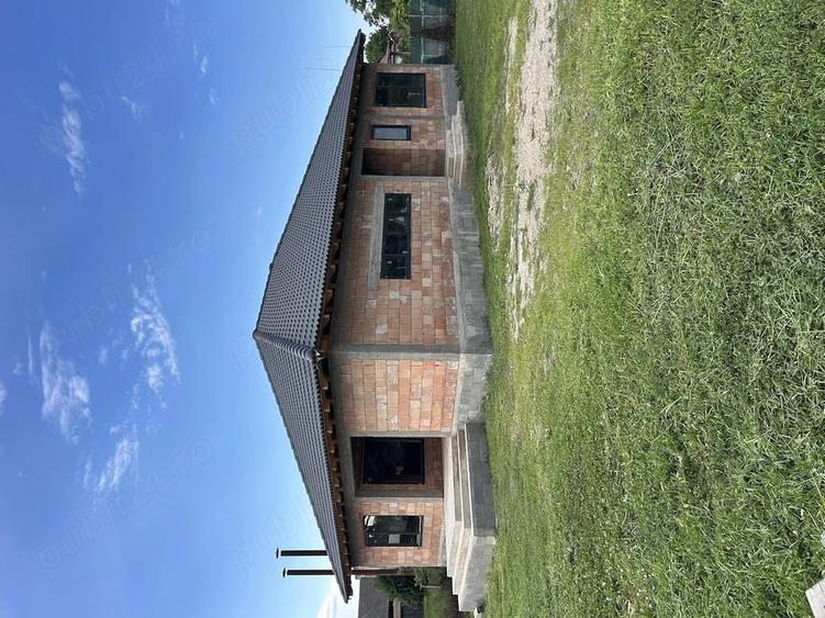 Casă cu 1 camere cu Teren 600 Mp în Dumbrăvioara