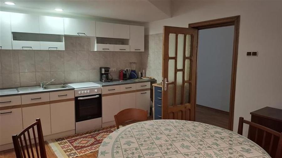 Casă individuală cu 4 camere cu Teren 1250 Mp în Petrești