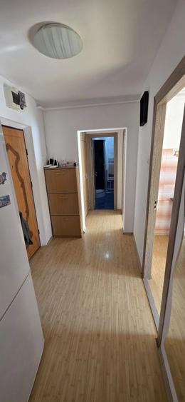 Apartament cu 2 camere decomandat în Sânpetru