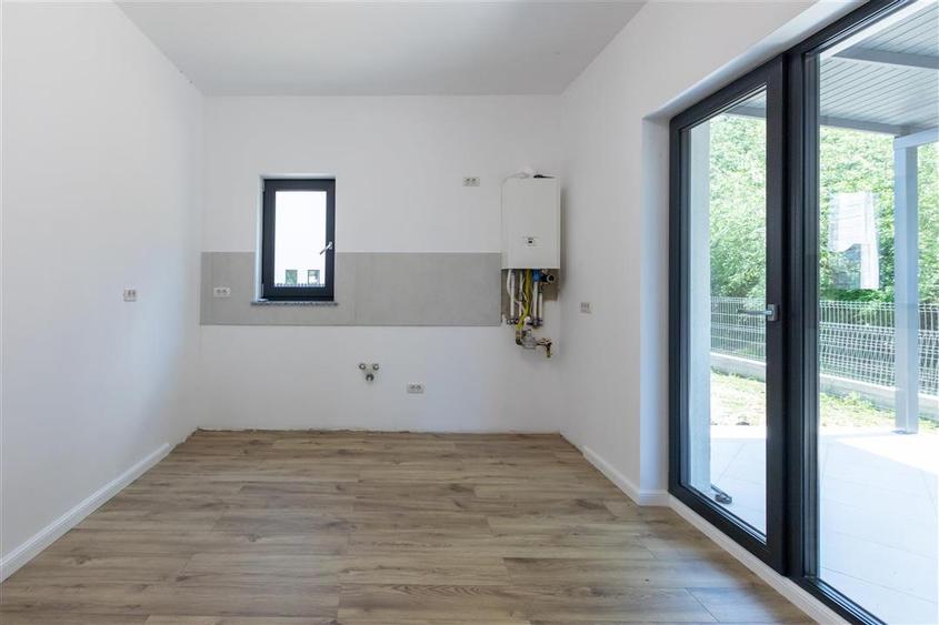 Casă individuală cu 3 camere cu Teren 375 Mp în Hemeiuș
