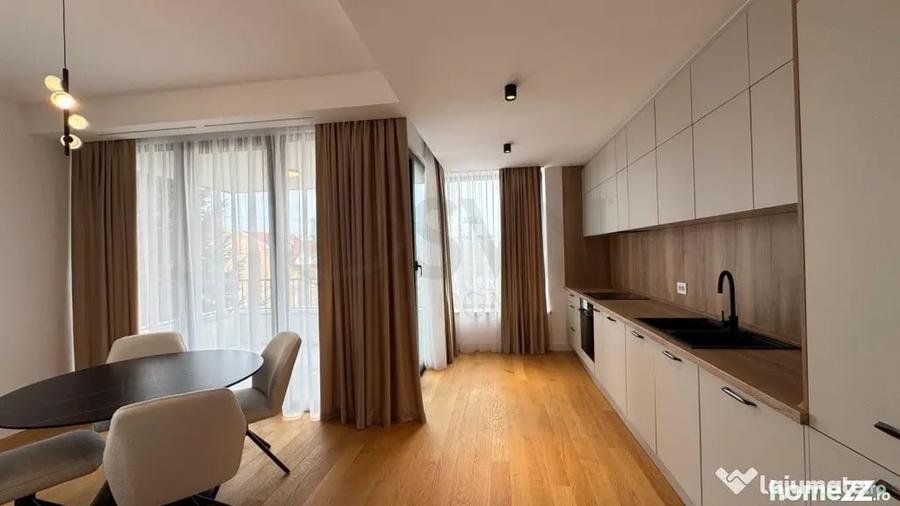Apartament cu 3 camere decomandat în Iancu Nicolae