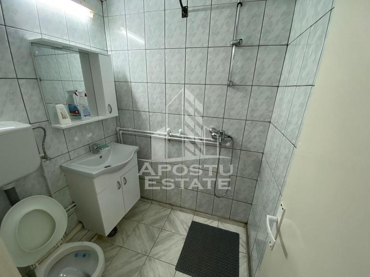 Garsonieră semidecomandată, mobilată în Complex Studențesc