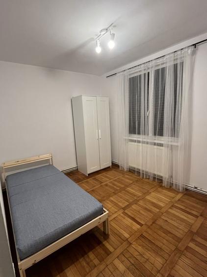 Apartament cu 4 camere în Central