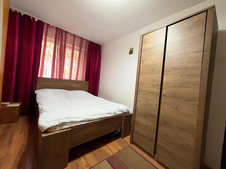 Garsonieră decomandată în Podu Roș