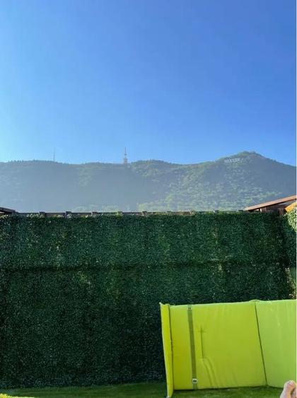 Casă cu 5 camere în Centrul Istoric
