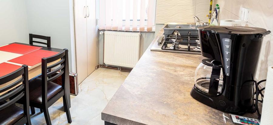 Apartament cu 2 camere decomandat în Central
