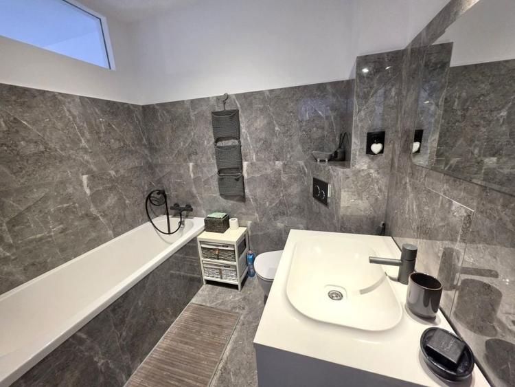 Apartament cu 3 camere semidecomandat, mobilat în Arhitecților - Calea Cisnădiei