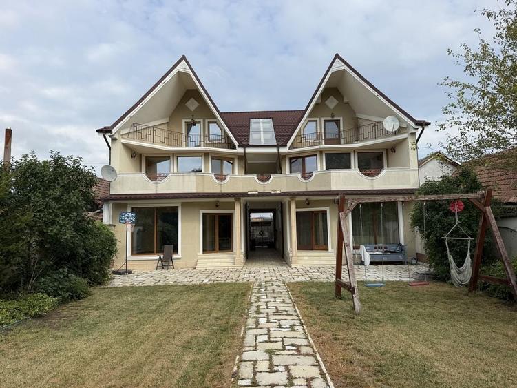 vand sau inchiriez casa in SANGEORGIU DE MURES - 2