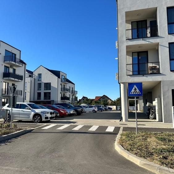 Apartament cu 2 camere decomandat în Exterior Vest