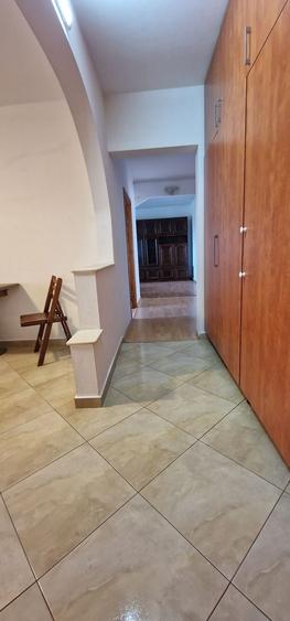 Apartament cu 4 camere decomandat în Gara