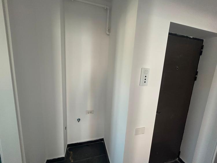 Apartament cu 2 camere decomandat în Berceni