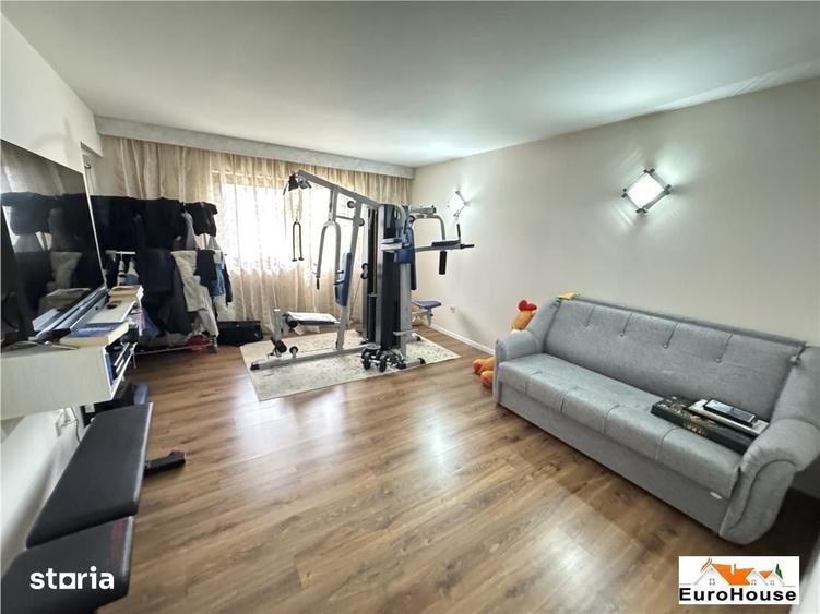 Casă cu 4 camere cu Teren 500 Mp în Central