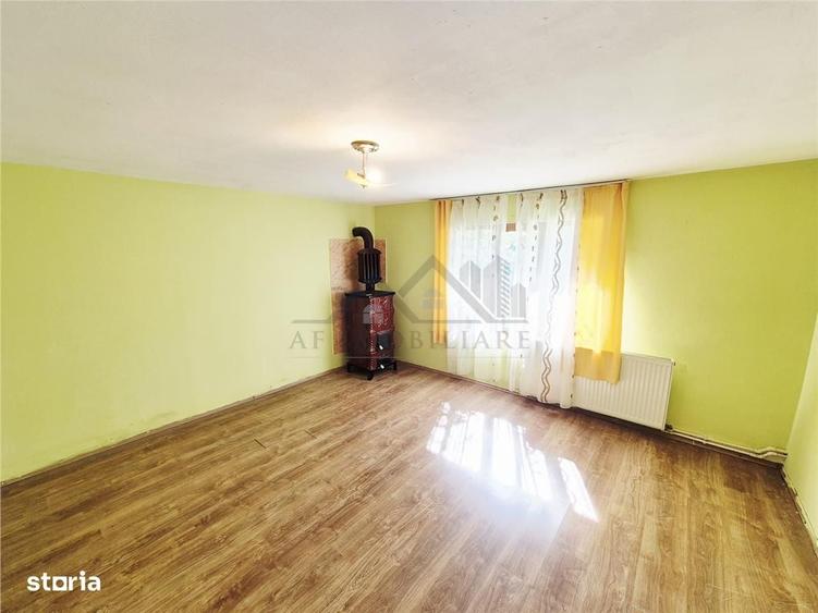 Casă cu 3 camere în Dancu